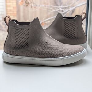 Kenneth Cole Gentle Souls Rory Mid Top Knit Taupe Slip-On Sneakers NEW Size 8
